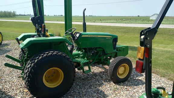 Image of John Deere 5075E equipment image 2
