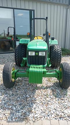 Image of John Deere 5075E equipment image 1