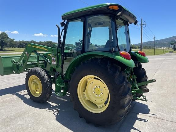 Image of John Deere 5075E equipment image 1