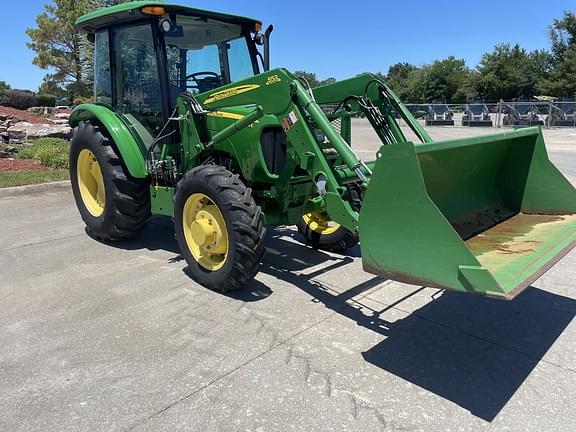 Image of John Deere 5075E equipment image 3