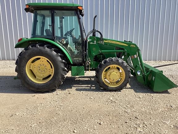 Image of John Deere 5075E equipment image 3