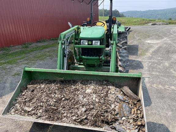 Image of John Deere 5075E equipment image 3
