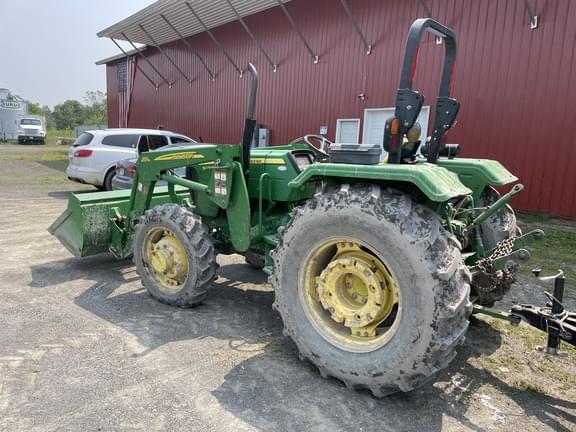 Image of John Deere 5075E equipment image 4