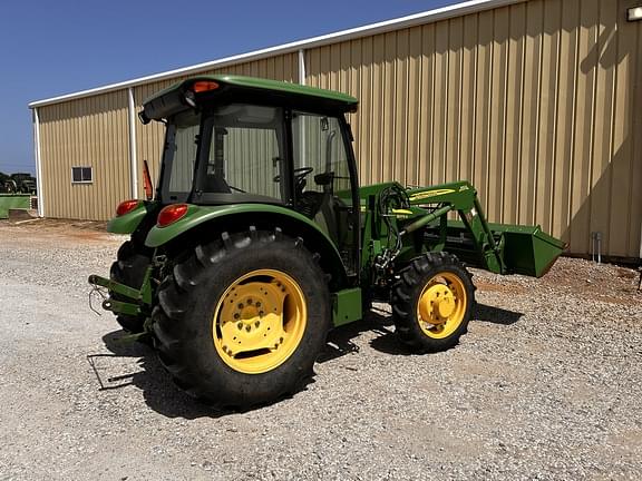 Image of John Deere 5075E equipment image 3