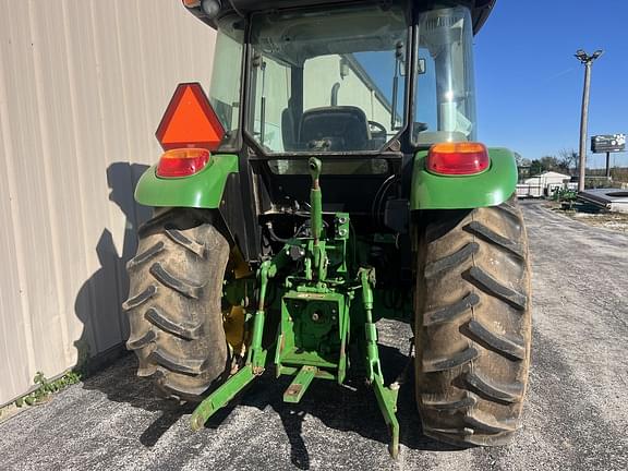 Image of John Deere 5075E equipment image 1