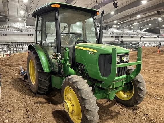 Image of John Deere 5075E equipment image 1