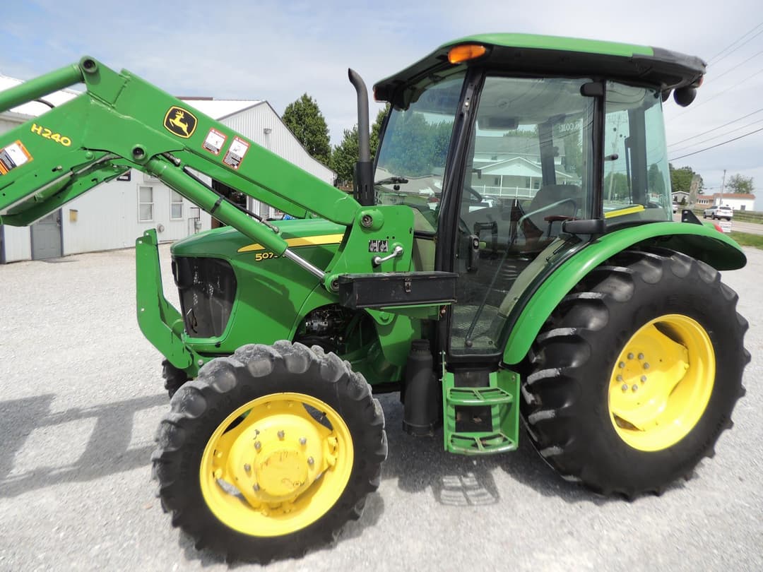 Image of John Deere 5075E Primary image