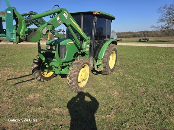 Image of John Deere 5075E equipment image 2