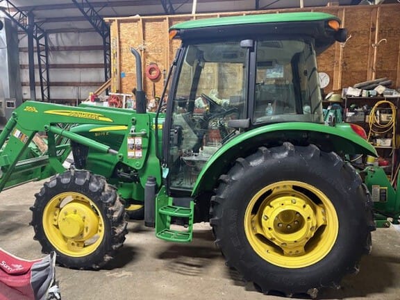2013 John Deere 5075E Equipment Image0