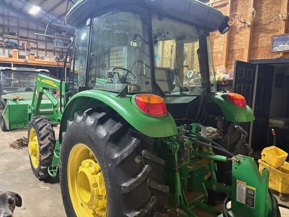 Image of John Deere 5075E equipment image 2