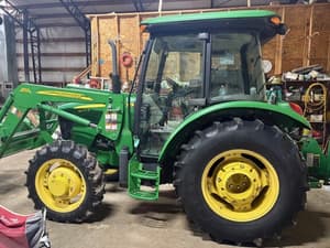 2013 John Deere 5075E Image