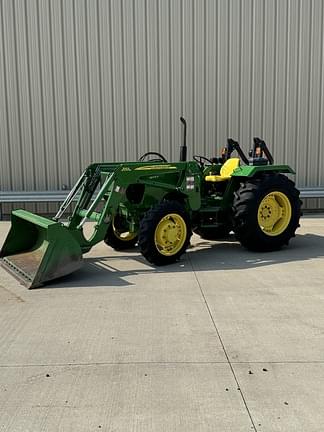 Image of John Deere 5075E Primary image