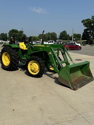 Image of John Deere 5075E equipment image 3