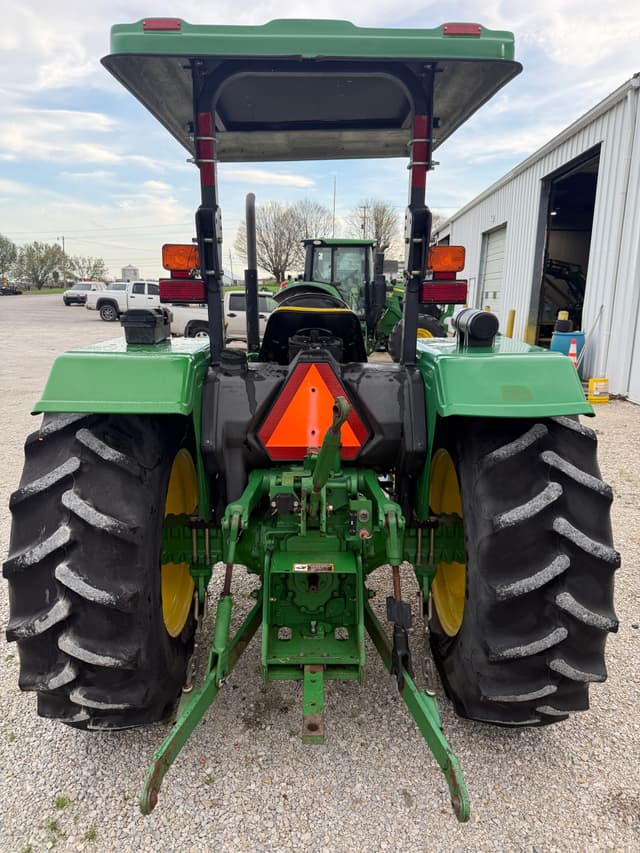Image of John Deere 5075E equipment image 3