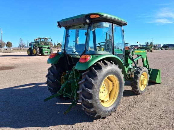 Image of John Deere 5075E equipment image 4