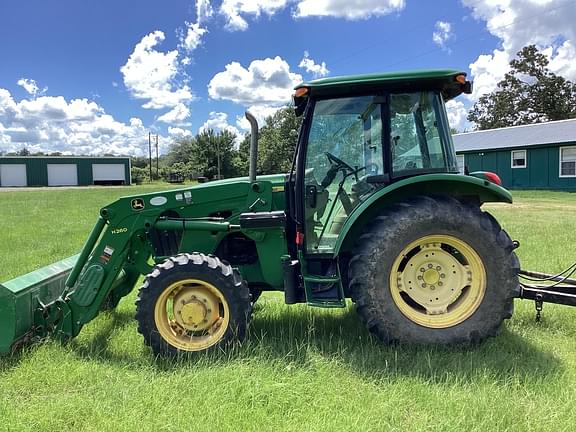 Image of John Deere 5083E Primary image
