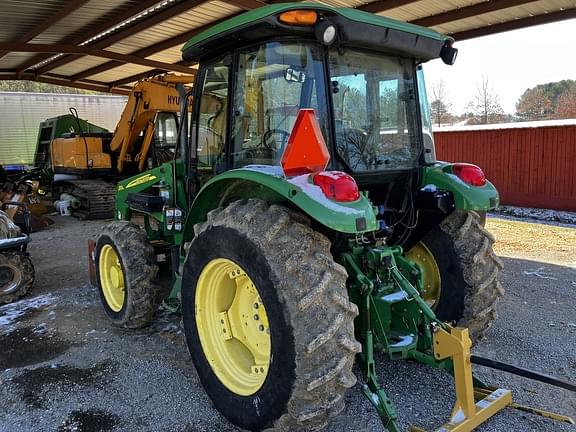 Image of John Deere 5083E Primary image