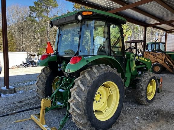 Image of John Deere 5083E equipment image 1