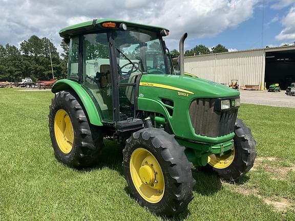 Image of John Deere 5083E Primary image