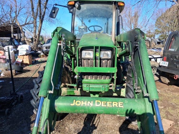 2013 John Deere 5083E Equipment Image0