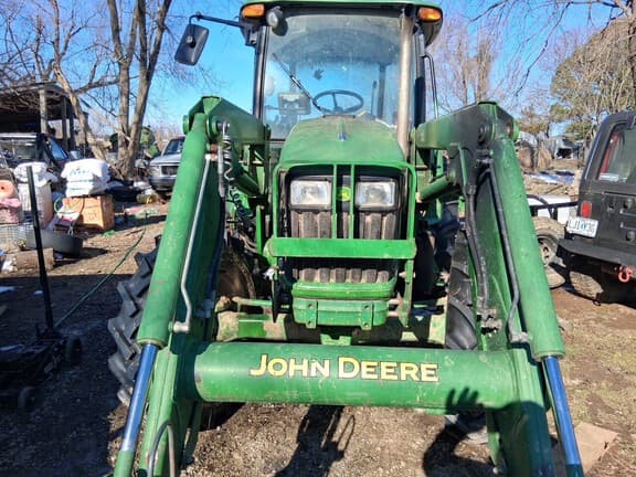 Image of John Deere 5083E Primary image