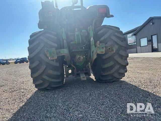 Image of John Deere 5083E equipment image 4