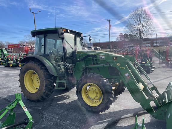 Image of John Deere 5085E equipment image 4