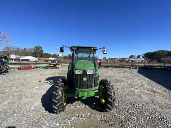 Image of John Deere 5085E equipment image 2