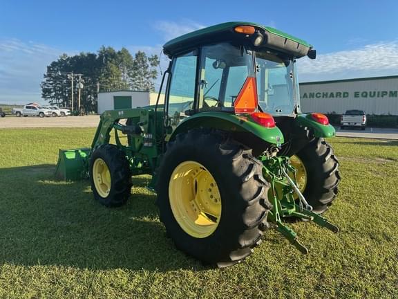 Image of John Deere 5085E equipment image 3