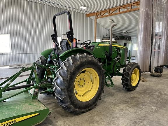 Image of John Deere 5085E equipment image 3