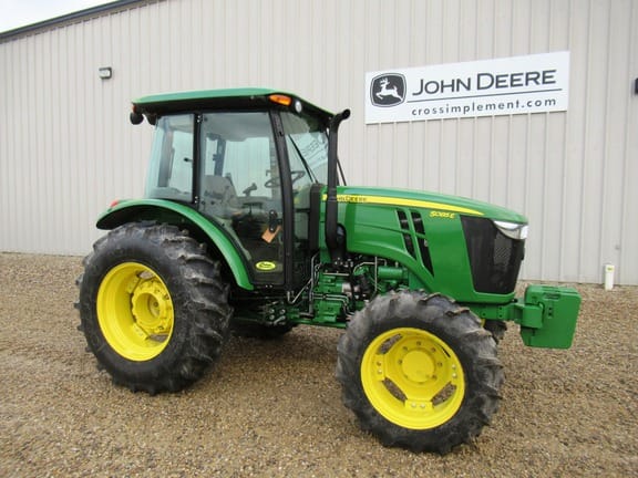 2013 John Deere 5085E Equipment Image0