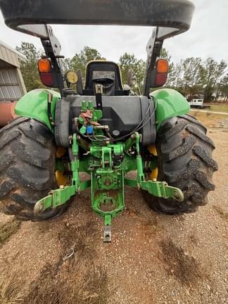 Image of John Deere 5085E equipment image 2