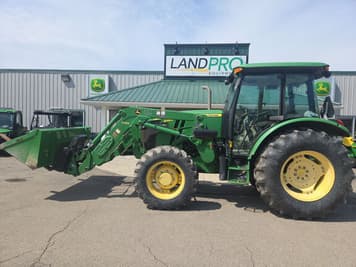 Main image John Deere 5085E