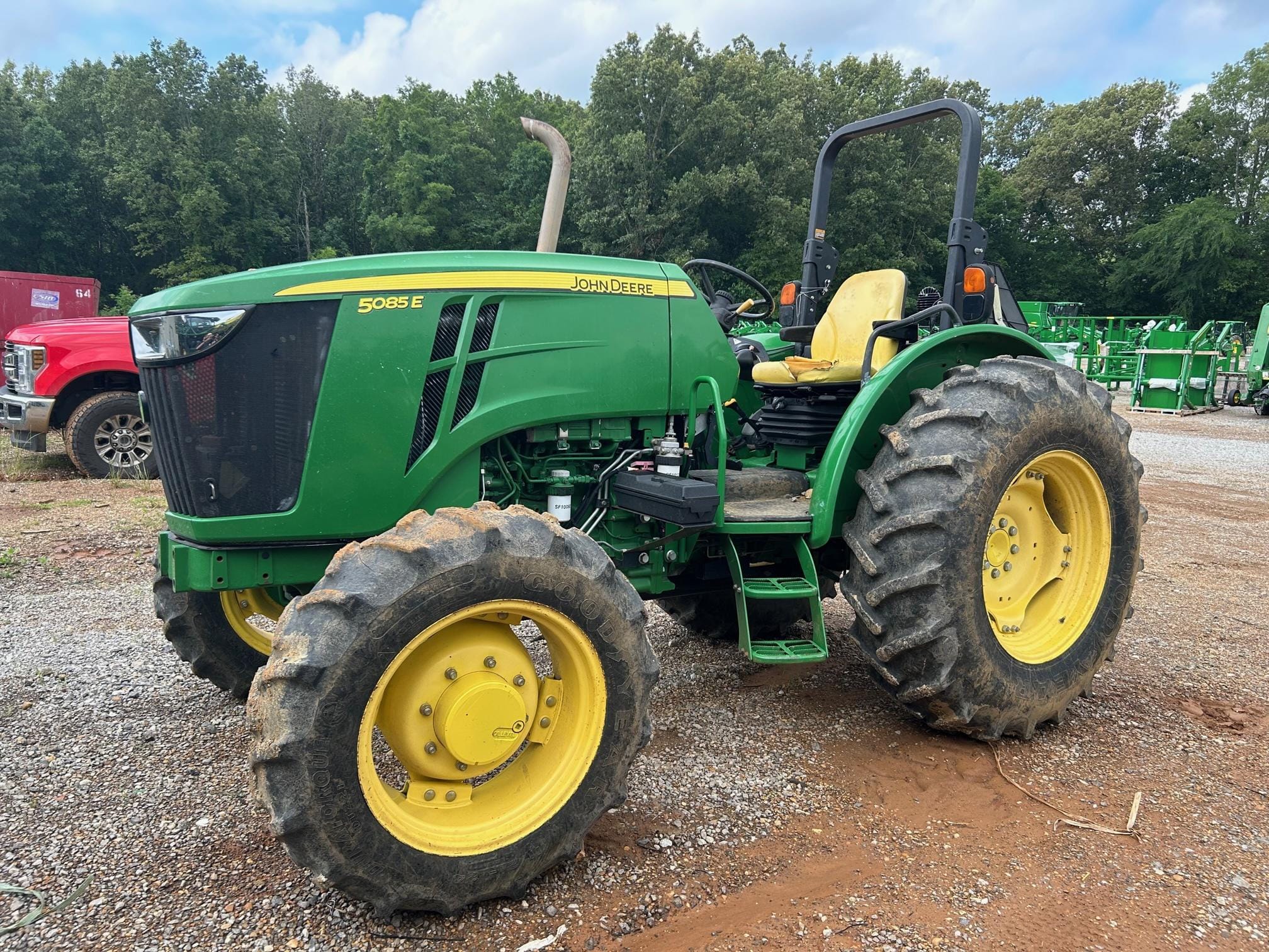 Main image John Deere 5085E
