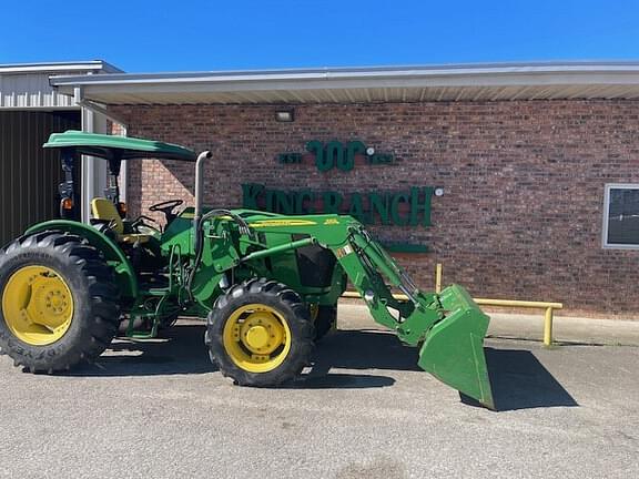 Image of John Deere 5085E equipment image 3