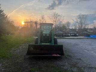 Image of John Deere 5085M equipment image 2