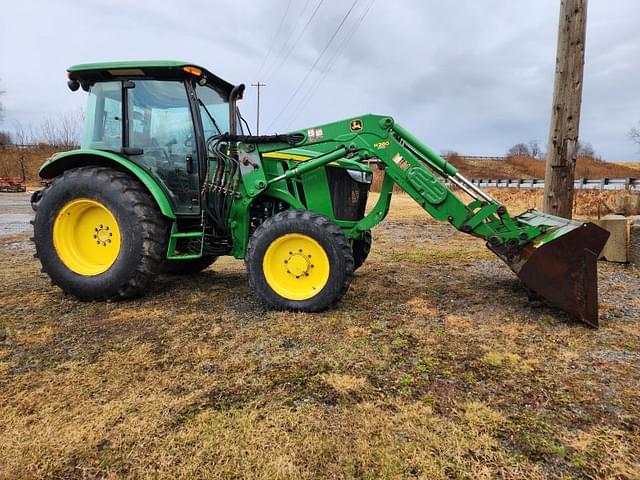 Image of John Deere 5085M equipment image 1