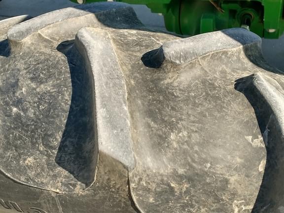 Image of John Deere 5085M equipment image 4