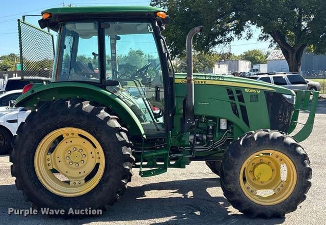 Image of John Deere 5085M equipment image 3