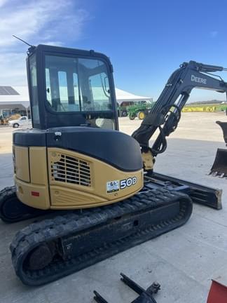 Image of John Deere 50D equipment image 4