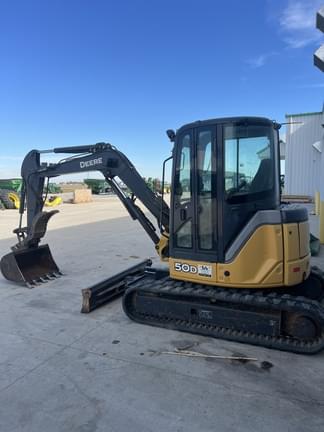 Image of John Deere 50D equipment image 1