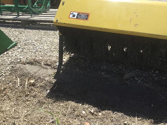 Image of John Deere 51" Broom equipment image 4