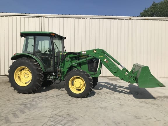 Main image John Deere 5100E