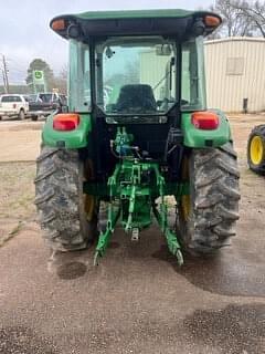 Image of John Deere 5100E equipment image 3