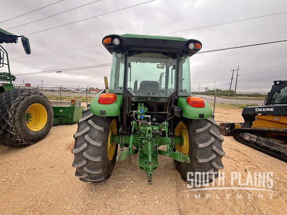 Image of John Deere 5100E equipment image 3