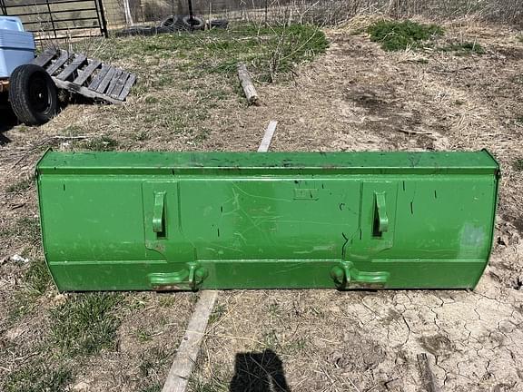 Image of John Deere 5100E equipment image 3