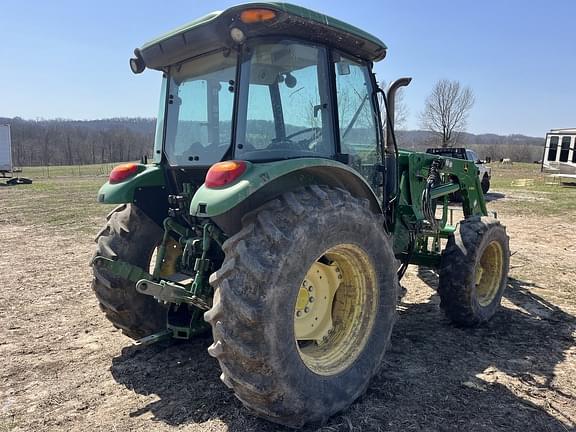Image of John Deere 5100E equipment image 2