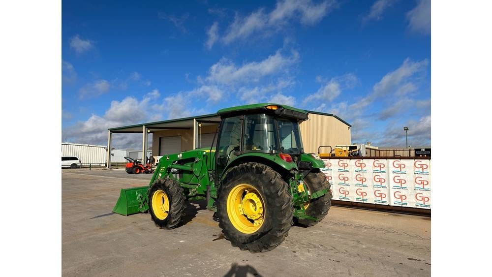 Main image John Deere 5100E