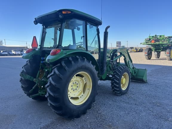 Image of John Deere 5100E equipment image 4