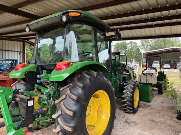Image of John Deere 5100E equipment image 4